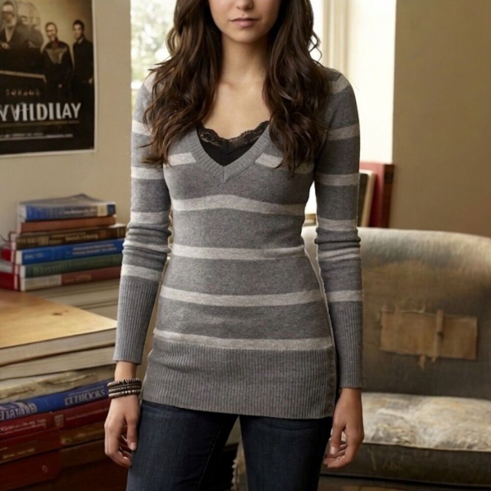 Y2K Aeropostale Rugby Striped Sweater Size M Retro 2000s Elena Gilbert Bella